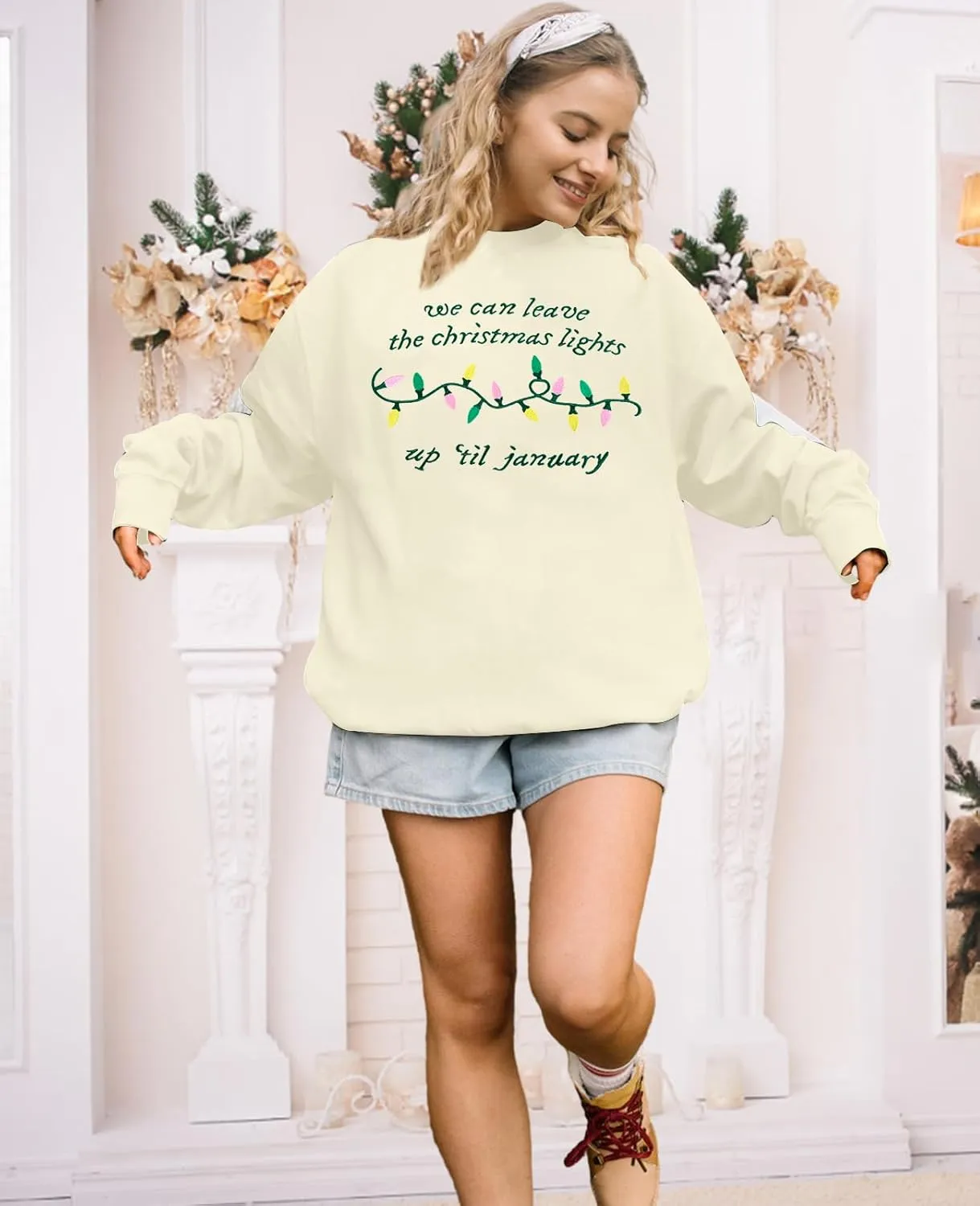FAYALEQ Merry Christmas Sweatshirt for Women Christmas Light Long Sleeve Shirt Xmas Holiday Crewneck Pullover Tops